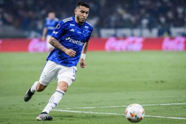 sul-americana:-cruzeiro-empata-com-libertad,-mas-avanca-as-semifinais