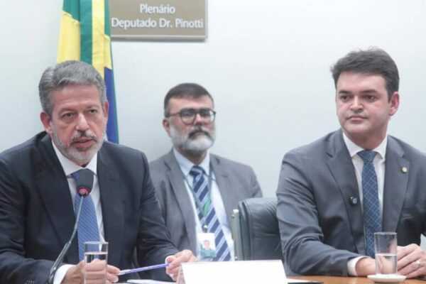Câmara: comissão do IR faz primeira audiência nesta terça (20/5) camara:-comissao-do-ir-realiza-primeira-audiencia-nesta-terca-(20/5)