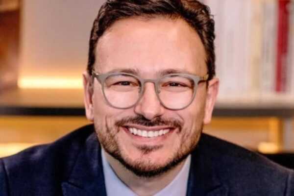 Polícia investiga professor suspeito de abusar de 5 mulheres no RS policia-investiga-professor-suspeito-de-abusar-de-5-mulheres-no-rs