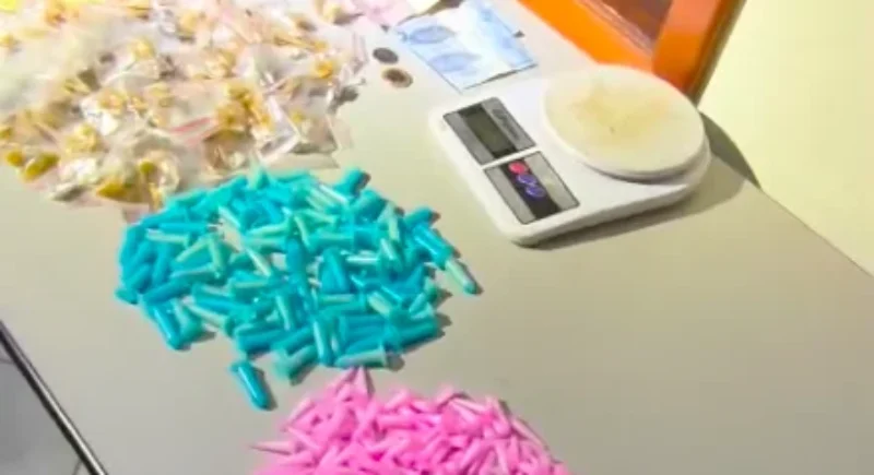 ROMU apreende grande quantidade de drogas em casa em Cosmópolis romu-apreende-grande-quantidade-de-drogas-em-residencia-em-cosmopolis