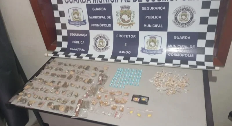 guarda-municipal-apreende-312-porcoes-de-drogas-durante-patrulhamento-em-cosmopolis