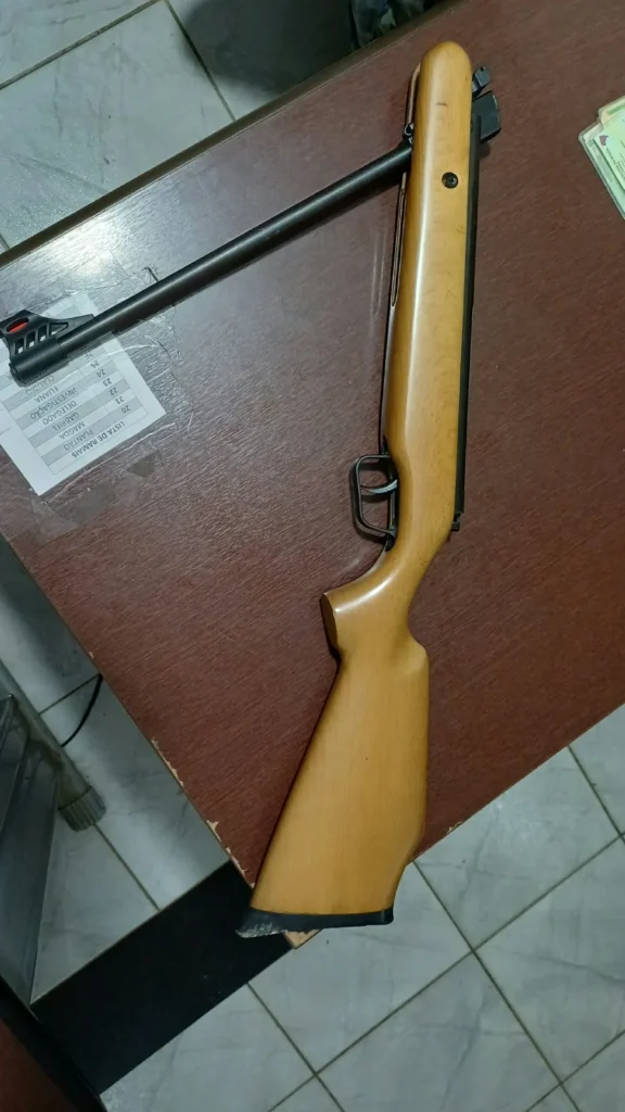 PM apreende espingarda depois de ocorrência de violência doméstica em Cosmópolis pm-apreende-espingarda-apos-ocorrencia-de-violencia-domestica-em-cosmopolis