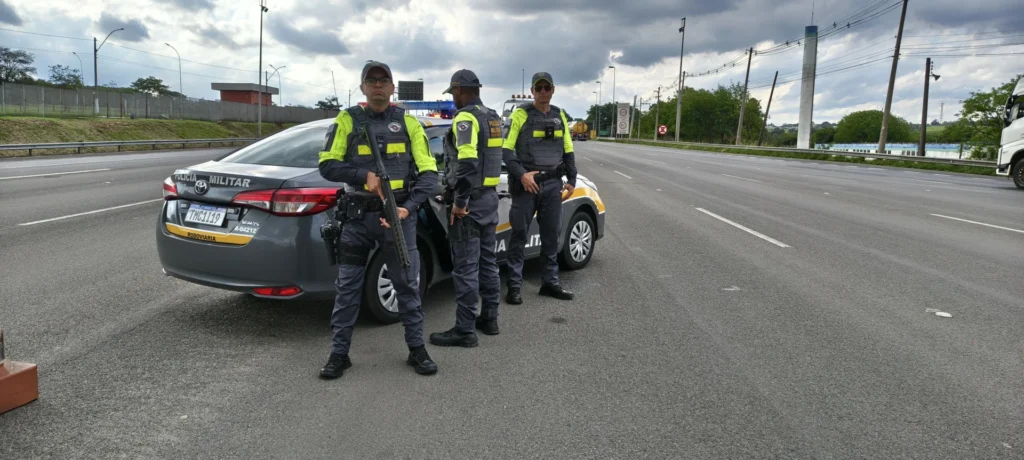 motorista-procurado-pela-justica-e-preso-durante-operacao-em-rodovia-de-cosmopolis