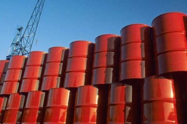 Petróleo sobe 4% e barril ultrapassa US$ 113, maior patamar desde maio petroleo-sobe-4%-e-barril-ultrapassa-us$-113,-maior-patamar-desde-maio